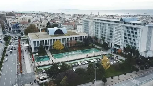 İBB davasında duruşma salonundan canlı yayın kriz yarattı