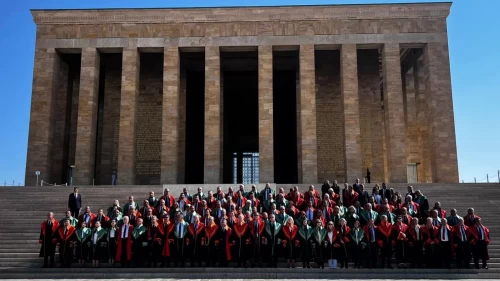 Yeni adli yıl öncesi Yargıtay heyeti Anıtkabir’i ziyaret etti