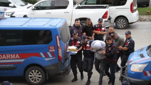 Samsun'da 73 yaşındaki adamı “Diyanet kargosu” yalanıyla kandırdılar: 4 kişi yakalandı