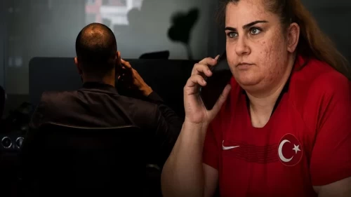 Milli halterci 800 bin lira borca girdi