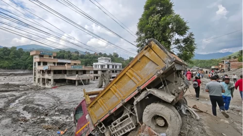 Nepal’deki sel felaketinde bilanço ağırlaşıyor