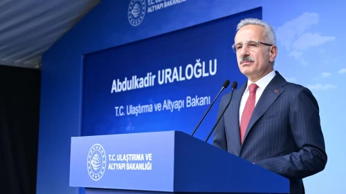 Bakan Uraloğlu duyurdu: İstanbul Havalimanı’nda bir ilk gerçekleşiyor!