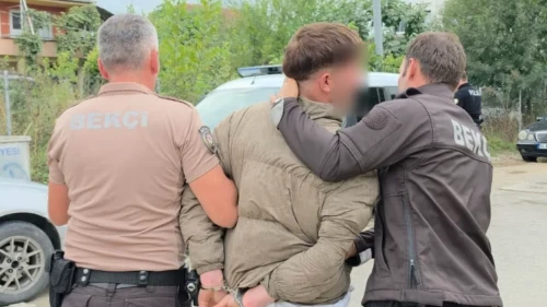 Sakarya’da hırsızlık şüphelileri tutuklandı: Adliye çıkışında dikkat çeken sözler