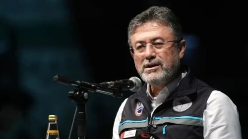 Tarım Bakanı İbrahim Yumaklı'dan Erzincan'da jeotermal sera incelemesi