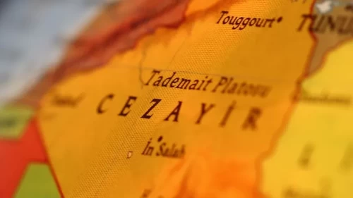Cezayir'den Birleşik Arap Emirlikleri'ne beklenmedik hamle!