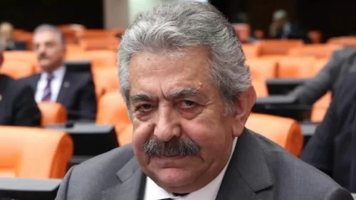 MHP'li Feti Yıldız: 'Milletvekilleri yasama görevleri dışında çakarlı araç kullanmamalı'
