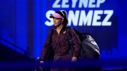 Zeynep Sönmez'den ABD Açık'ta galibiyet
