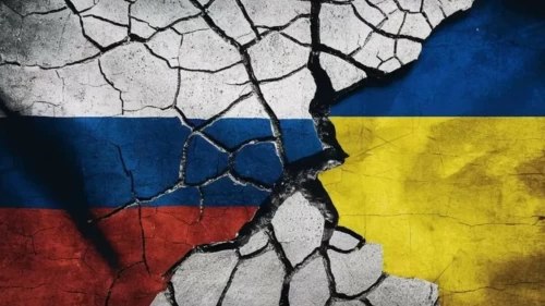 Ukrayna'ya askeri malzeme taşıyan gemi hedef alındı