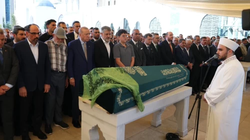 Cumhurbaşkanı Erdoğan, Milletvekili Önen'in kızının cenaze törenine katıldı