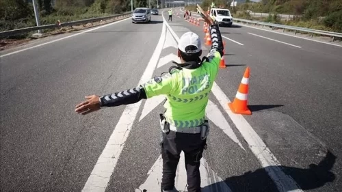 İstanbul’da bazı yollar trafiğe kapatıldı