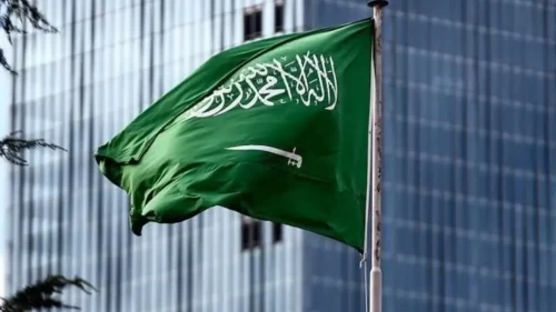 Suudi Arabistan'ın güney sınırında acil durum alarmı