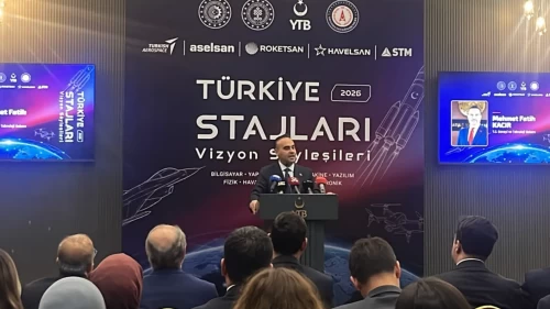 Bakan Kacır'dan 'Türkiye Stajları Programı' mesajı: Yapay zekada yerli ve milli projeleri hayata geçireceğiz
