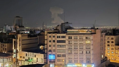 Keşm Adası ve çevresinde peş peşe patlama sesleri