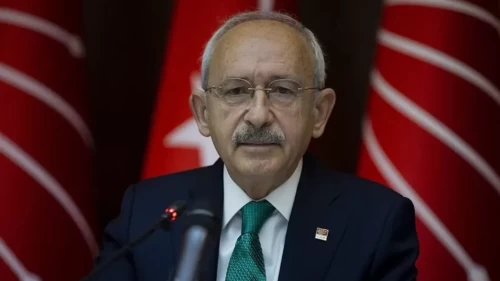Kılıçdaroğlu'nun 'suçu ve suçluyu övme' davası 19 Kasım'a ertelendi