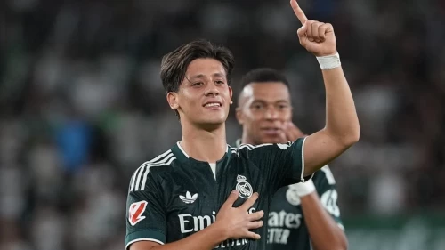 Arda Güler, Elche'yi frikikten avladı