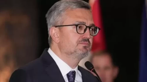 İletişim Başkanı Duran duyurdu: Okullarda medya ve bilgi okuryazarlığı kulüpleri geliyor