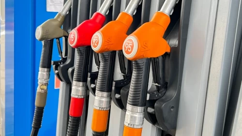 Super E10 ve dizelde tarihi rekor kırıldı, sürücülerin cebi yanıyor!