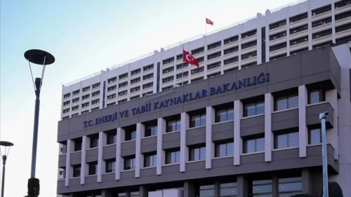 Türkiye güneş ve rüzgardan 10 yılda 442,2 teravatsaat elektrik üretti