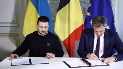 Zelenskiy duyurdu: 3 savaş uçağı teslim edilecek
