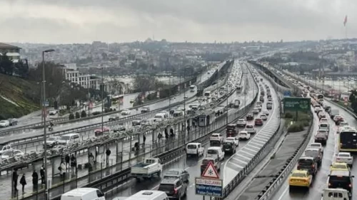 Akşam saatlerinde yoğunluk yüzde 76 seviyesine ulaştı