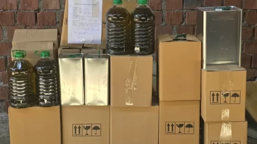 Aydın’da 5 adrese baskın: 4 bin 63 litre tağşişli yağ bulundu