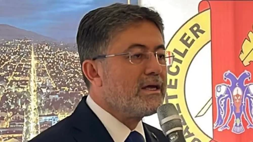 Basın mensupları önemli bir görev ifa ediyor