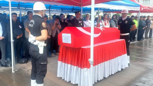 Şehit polis Batuhan Sarıyalçınkaya son yolculuğuna uğurlandı