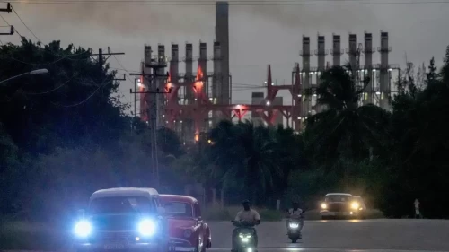 Küba enerji krizi için çözüm yolu arıyor
