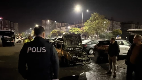 Kayseri’de otomobil küle döndü