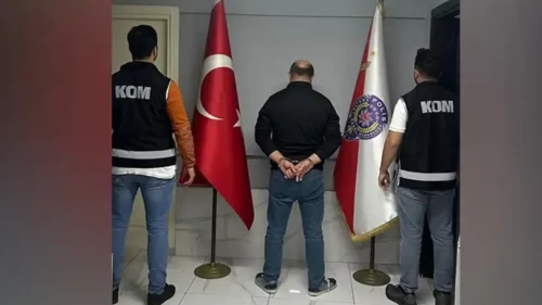 Interpol tarafından kırmızı bültenle aranan hükümlü yakalandı