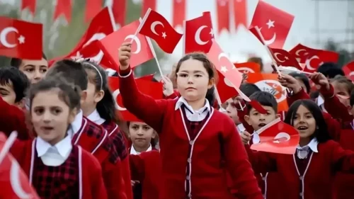 29 Ekim tatili 4,5 gün olacak mı? 30 Ekim Cuma günü okullar açık mı?