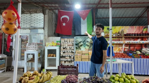 Hataylı genç esnaftan 3 yıldır tavizsiz boykot