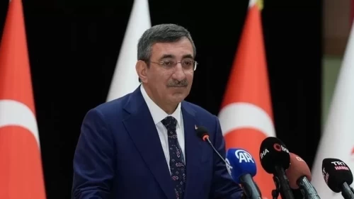 Cumhurbaşkanı Yardımcısı Yılmaz, Macaristan’daki Türk yatırımcılarıyla bir araya geldi