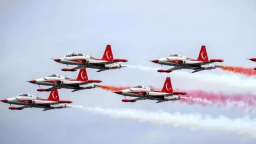 Türk Yıldızları Ankara semalarında! Prova ve tören uçuşlarının saatleri açıklandı