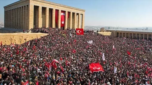 10 Kasım resmi tatil mi? 2026’da 10 Kasım hangi güne denk geliyor?