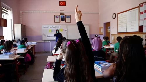 İstanbul ve Esenyurt’ta yarın okullar tatil mi? 8 Ekim 2026 Perşembe okul var mı?