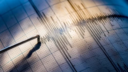 Çin’de 7 büyüklüğünde deprem