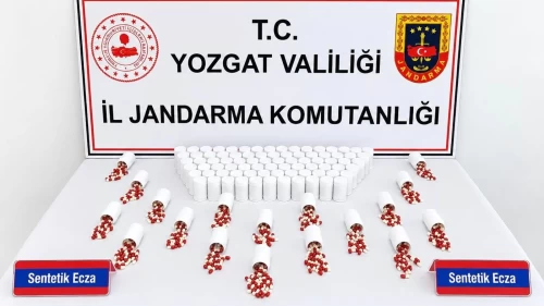 Yozgat’ta ticari taksiden 5 bin 626 sentetik hap çıktı