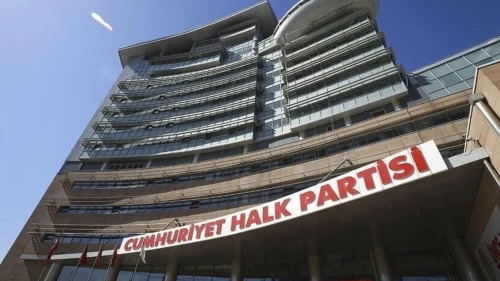 CHP’li Belediye Başkanı ve 2 meclis üyesi disipline sevk edildi