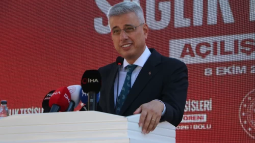 Bakan Memişoğlu'ndan Maltepe'deki bina çökmesine ilişkin açıklama: 2 canımızı kaybettik, 7 kişinin durumu iyi