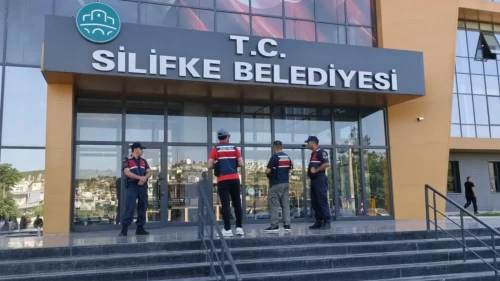 Silifke Belediyesi'nde 7 kişi daha gözaltında!
