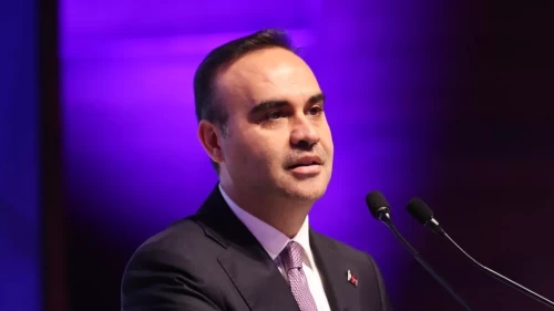 Bakan Kacır duyurdu! Türkiye bilim olimpiyatlarında tarih yazdı!