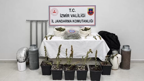 İzmir’de evde uyuşturucu üretimine baskın