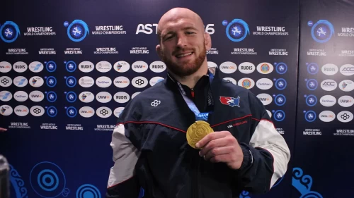 Kyle Snyder, Astana'da dünya şampiyonu