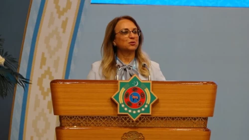 MHP'li Filiz Kılıç Türkmenistan'da konuştu: Kadınların rolü vazgeçilmez