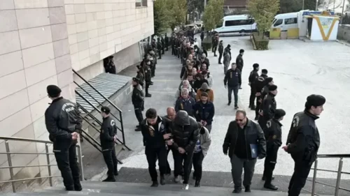 33 ilde yasa dışı bahis operasyonu! 78 kişi tutuklandı, 7,1 milyar liralık işlem hacmi tespit edildi