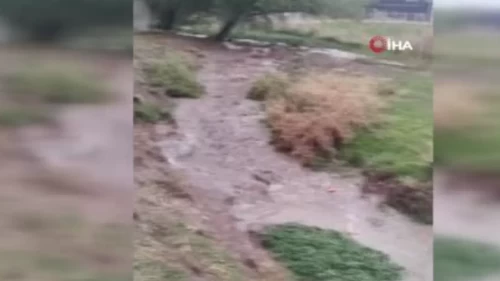 Başkentte kuvvetli yağış taşkına yol açtı