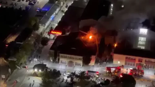 Kartal Koşuyolu Hastanesi'nde yangın çıktı: Ekiplerin müdahalesi sürüyor