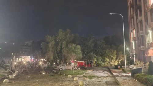 Rusya Kiev'de 25 katlı binayı vurdu