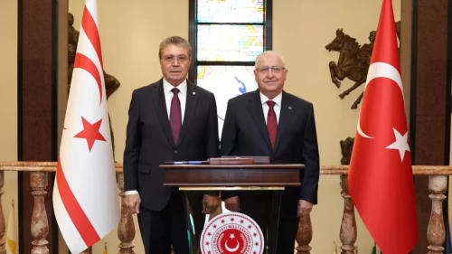 Bakan Yaşar Güler, KKTC Başbakanı Ünal Üstel ile görüştü